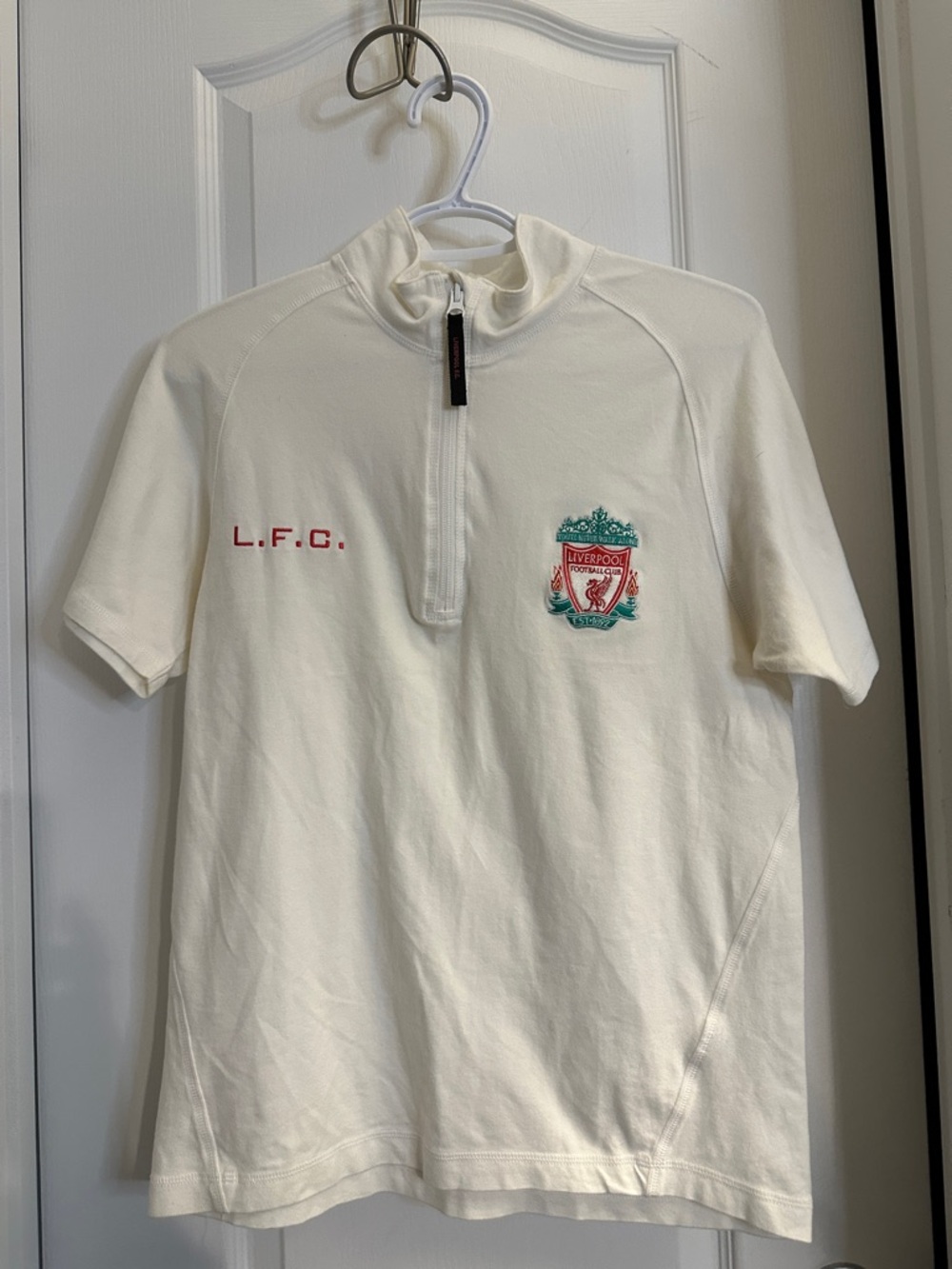 Liverpool White Short-Sleeve Quarter Zip Polo with Crest me s size small